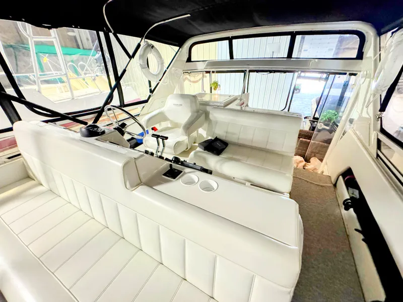 Slide: The Image of Carver 406 Aft Cabin Motor Yacht 1999 - 17