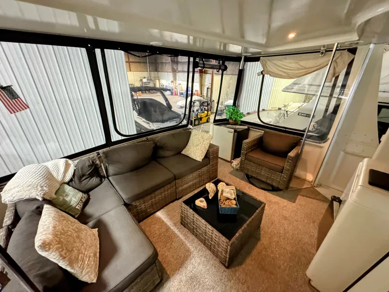 Slide: The Image of Carver 406 Aft Cabin Motor Yacht 1999 - 18