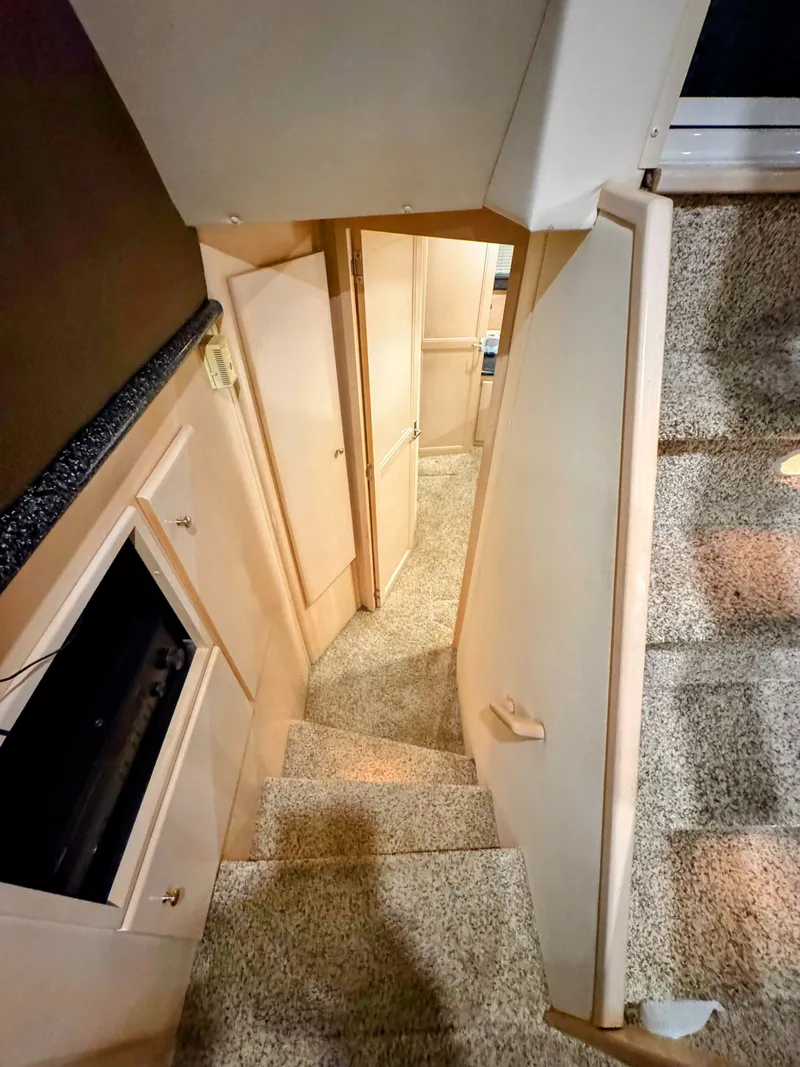 Slide: The Image of Carver 406 Aft Cabin Motor Yacht 1999 - 40