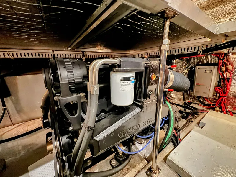 Slide: The Image of Carver 406 Aft Cabin Motor Yacht 1999 - 51