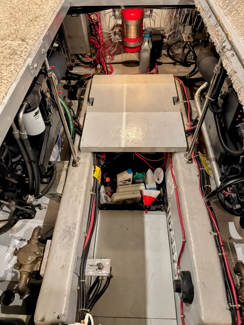 Slide: The Image of Carver 406 Aft Cabin Motor Yacht 1999 - 54