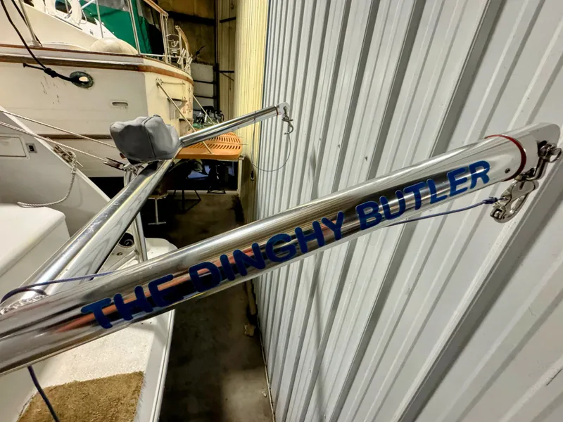 Slide: The Image of Carver 406 Aft Cabin Motor Yacht 1999 - 6