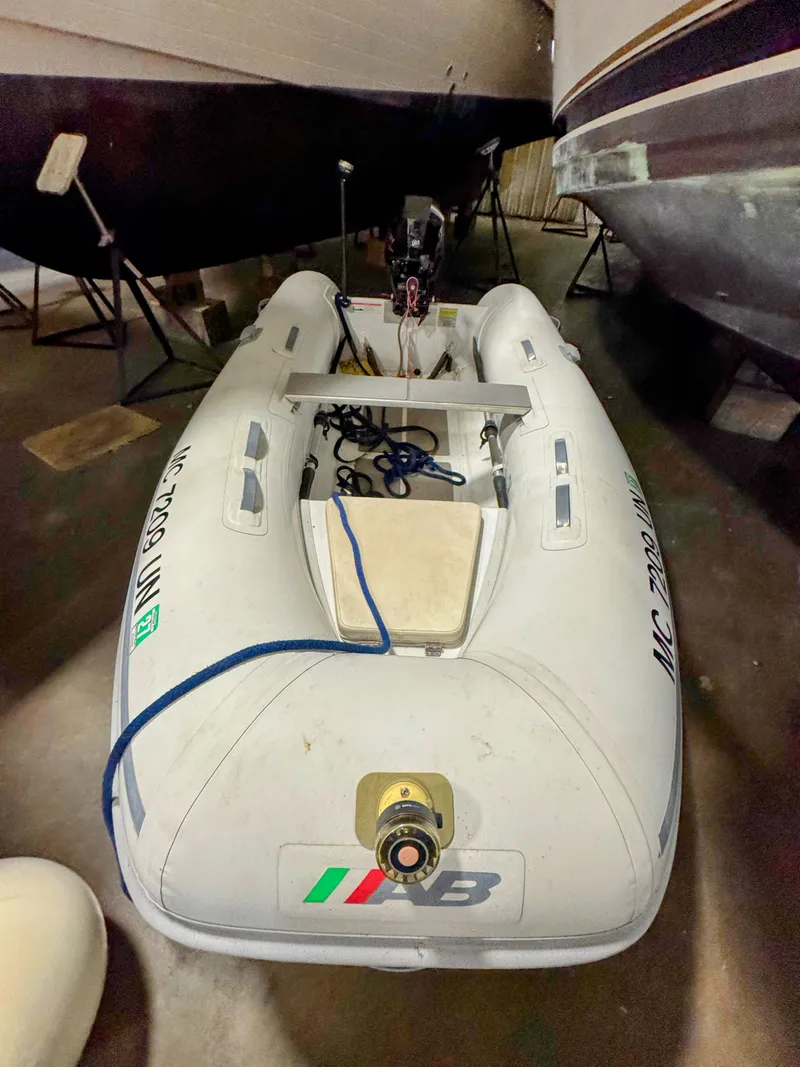 Slide: The Image of Carver 406 Aft Cabin Motor Yacht 1999 - 68