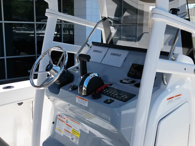 Slide: The Image of Bayliner TROPHY CC20 2026 - 19