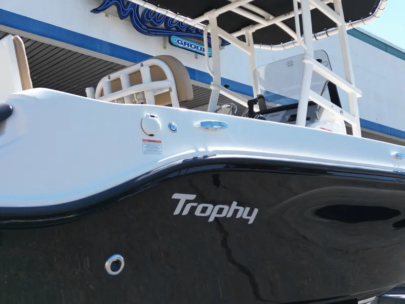 Slide: The Image of Bayliner TROPHY CC20 2026 - 22