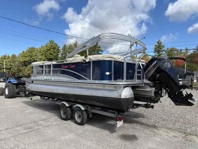 Slide: The Image of Harris Cruiser 220 2016 - 3