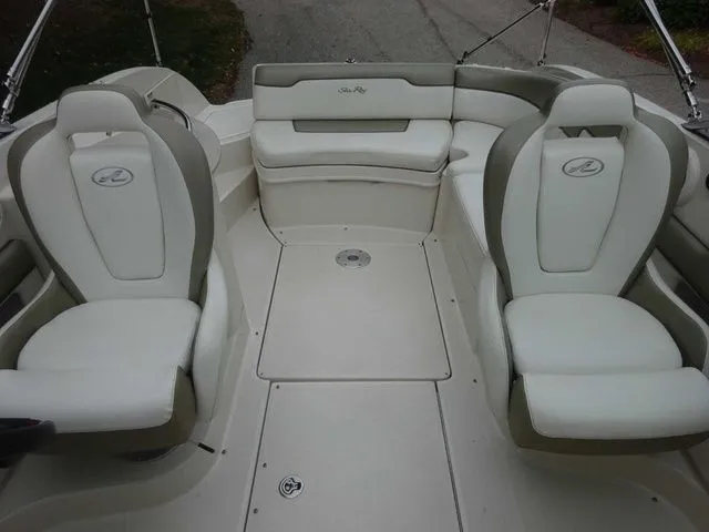 Slide: The Image of Sea Ray 260 Sundeck 2007 - 20