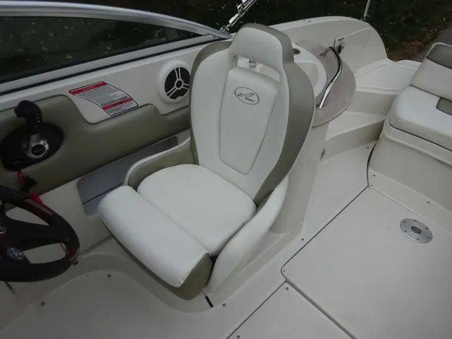 Slide: The Image of Sea Ray 260 Sundeck 2007 - 8