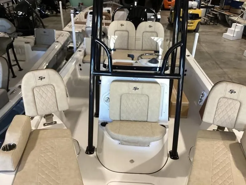 Slide: The Image of Sea Pro 21 Center Console 2024 - 3