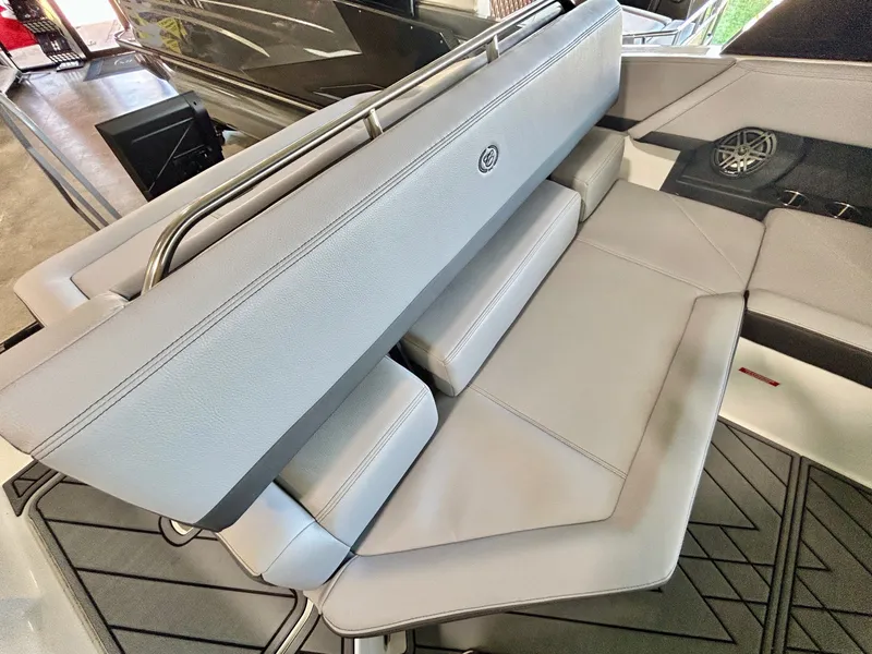 Slide: The Image of Cobalt R4 2026 - 44