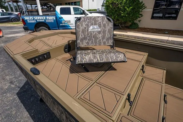 Slide: The Image of Thor 1754 Timber Hammer 2025 - 14