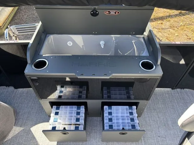 Slide: The Image of Harris Cruiser 210 FC 2026 - 16