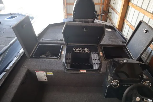 Slide: The Image of Lowe Stinger 188 2024 - 5