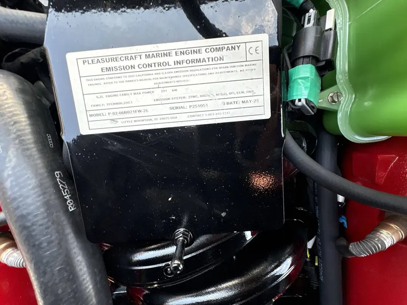 Slide: The Image of Nautique Ski Nautique 2026 - 27