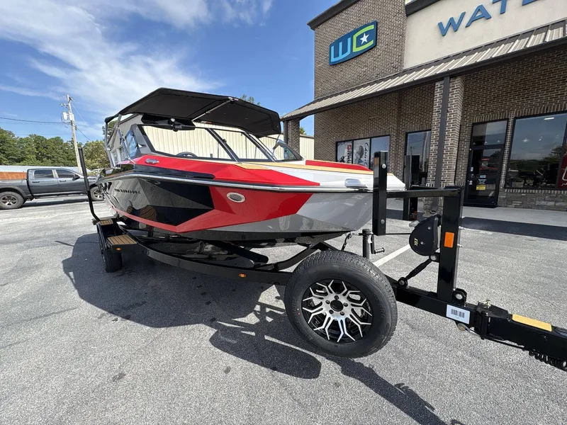 Slide: The Image of Nautique Ski Nautique 2026 - 29