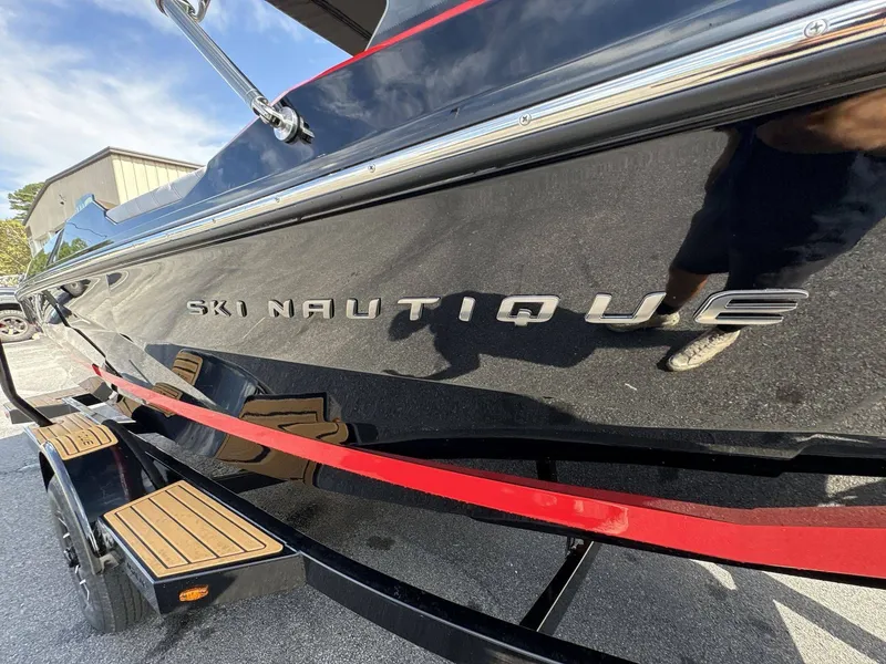 Slide: The Image of Nautique Ski Nautique 2026 - 31