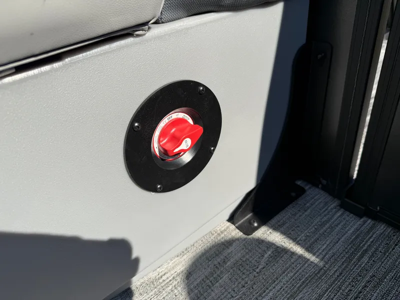 Slide: The Image of Bentley Pontoons Legacy 220 Navigator Quad Lounge & Honda 4-Stroke EFI 2026 - 21