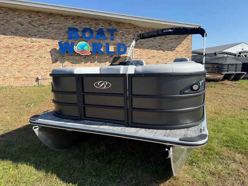 Slide: The Image of Bentley Pontoons Legacy 220 Navigator Quad Lounge & Honda 4-Stroke EFI 2026 - 31