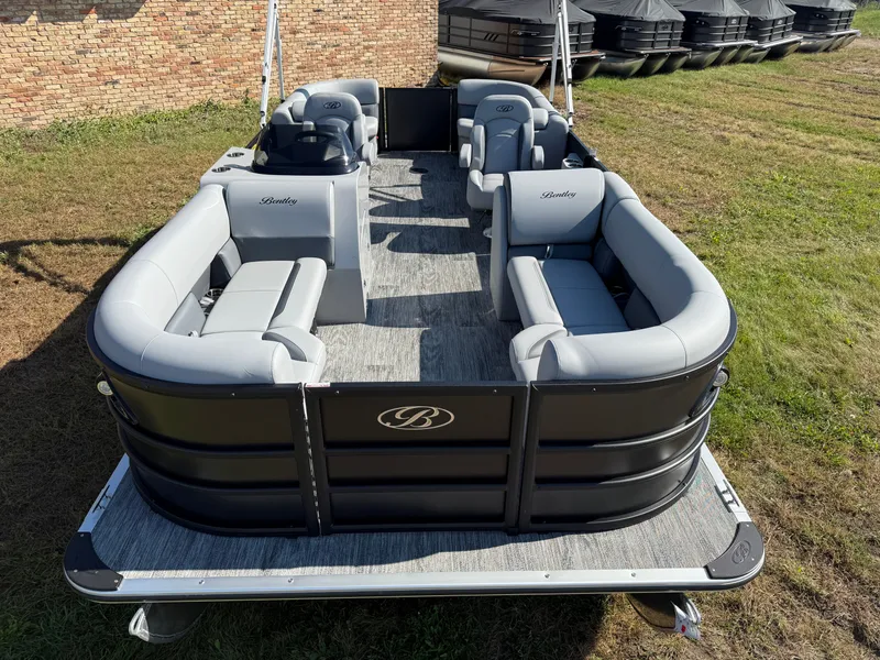 Slide: The Image of Bentley Pontoons Legacy 220 Navigator Quad Lounge & Honda 4-Stroke EFI 2026 - 7