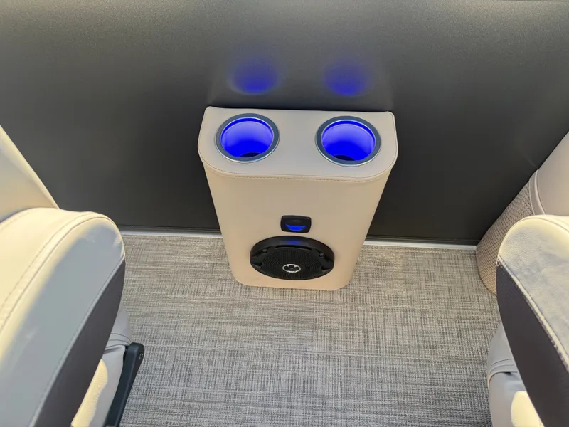 Slide: The Image of Bentley Pontoons Legacy 220 Navigator DL Quad Lounge 2026 - 26