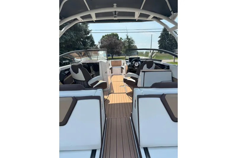Slide: The Image of 2023 Yamaha Boats 252SD interior with sleek seating and modern design. - 7