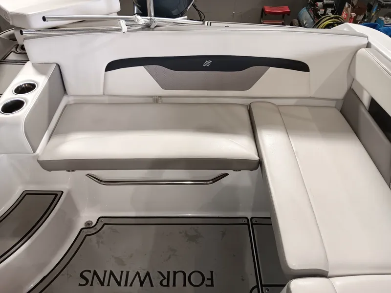 Slide: The Image of Four Winns HD 200 OB 2019 - 21