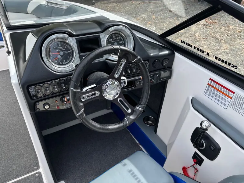 Slide: The Image of Moomba Mojo 2017 - 24