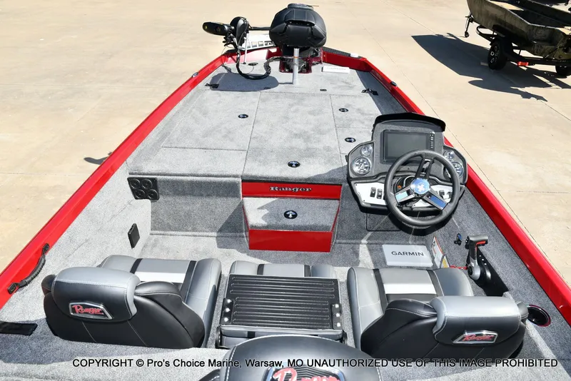 Slide: The Image of Ranger RT198P Cup Garmin Livescope Equipped 2026 - 11