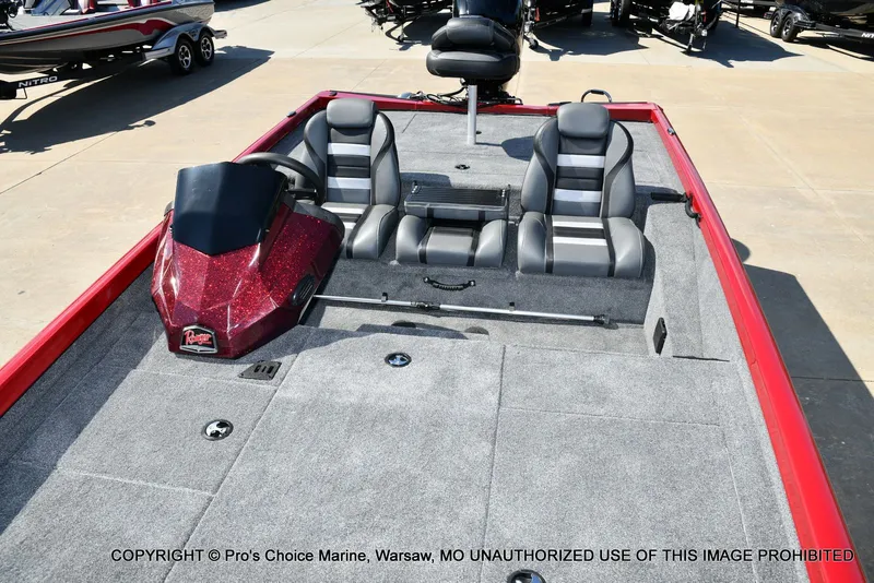 Slide: The Image of Ranger RT198P Cup Garmin Livescope Equipped 2026 - 14