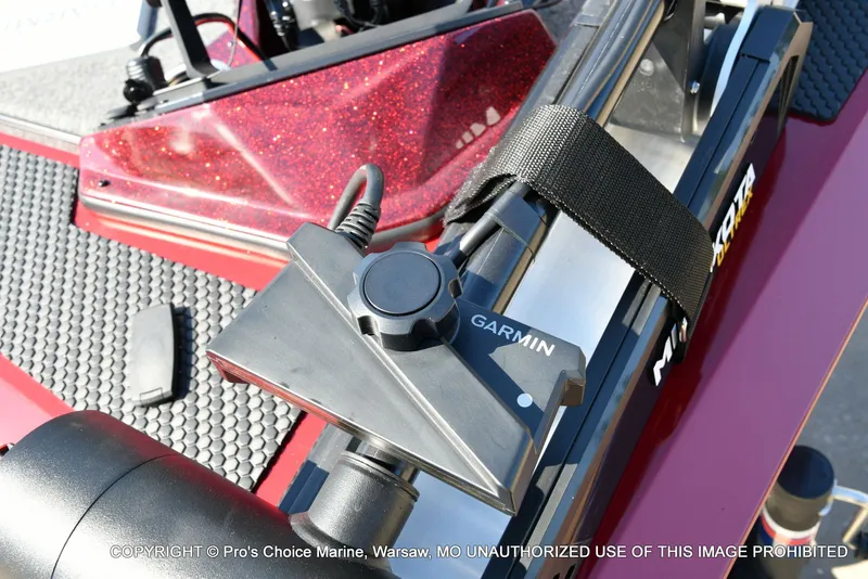 Slide: The Image of Ranger RT198P Cup Garmin Livescope Equipped 2026 - 30