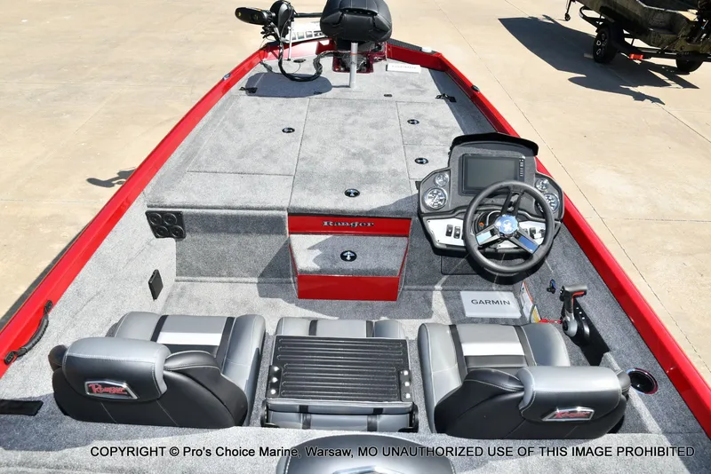 Slide: The Image of Ranger RT198P Cup Garmin Livescope Equipped 2026 - 41