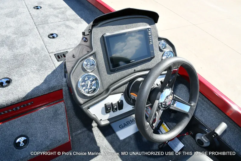 Slide: The Image of Ranger RT198P Cup Garmin Livescope Equipped 2026 - 45