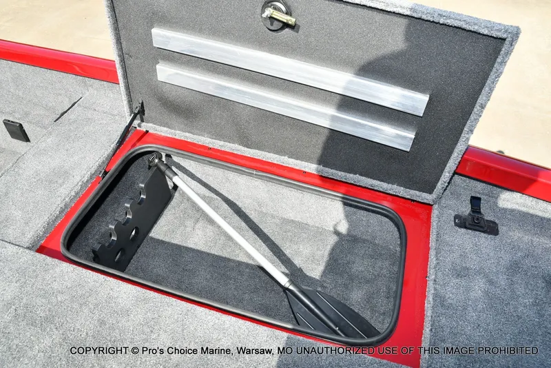 Slide: The Image of Ranger RT198P Cup Garmin Livescope Equipped 2026 - 60