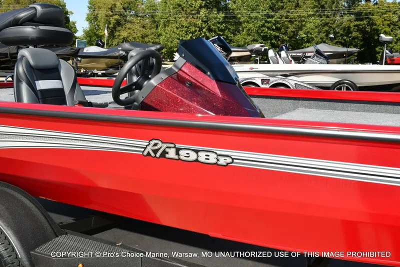 Slide: The Image of Ranger RT198P Cup Garmin Livescope Equipped 2026 - 87