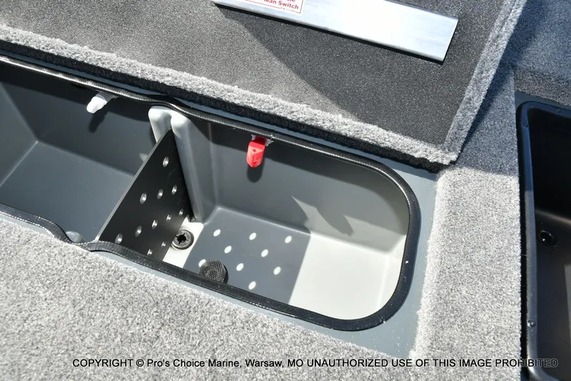 Slide: The Image of Ranger RT188P Garmin Livescope Cup Equipped 2026 - 65