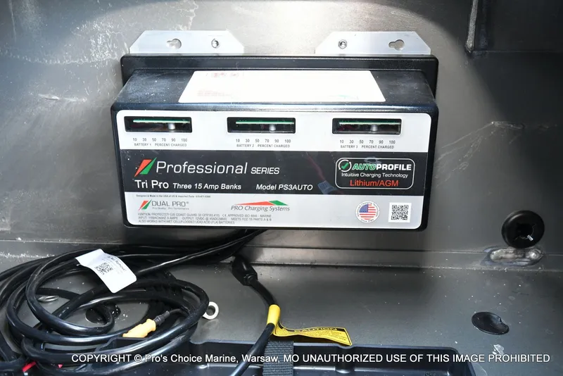 Slide: The Image of Ranger RT188P Garmin Livescope Cup Equipped 2026 - 70