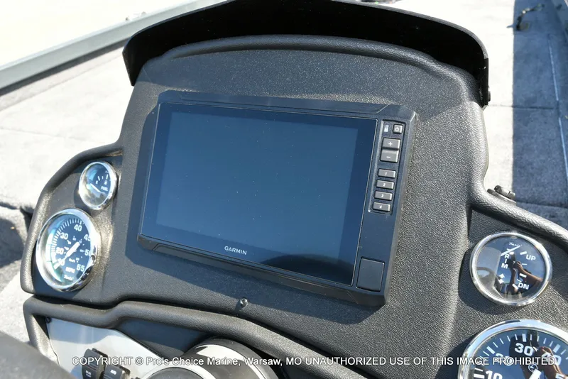 Slide: The Image of Ranger RT188P Garmin Livescope Cup Equipped 2026 - 79