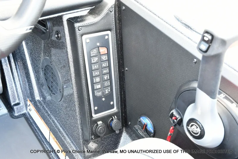 Slide: The Image of Ranger Z521 2026 - 10