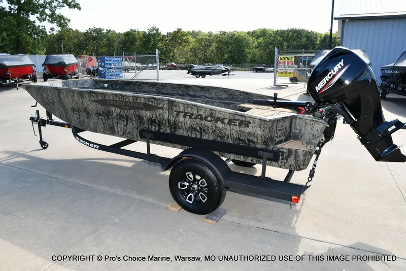 Slide: The Image of Tracker Grizzly 1650 T Prairie Wings Edition w/40HP Mercury Tiller 2026 - 27