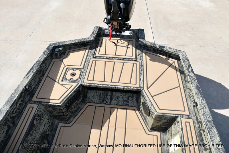 Slide: The Image of Tracker Grizzly 1650 T Prairie Wings Edition w/40HP Mercury Tiller 2026 - 40