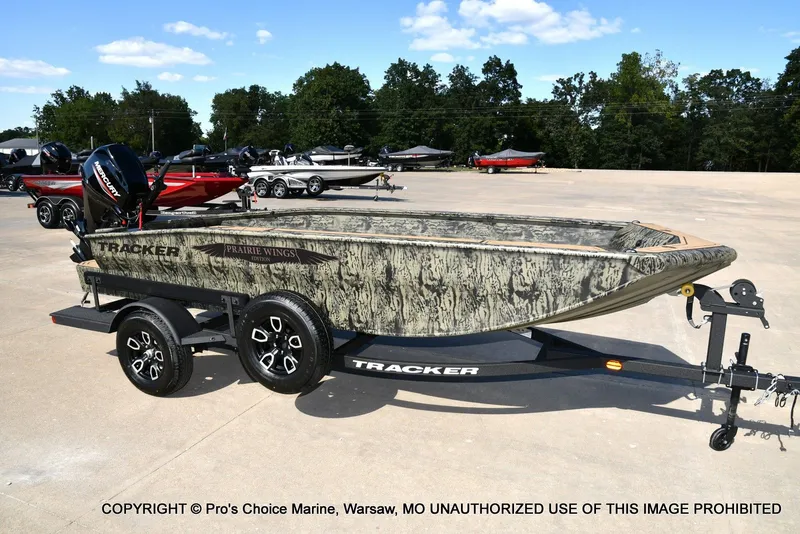 Slide: The Image of Tracker Grizzly 1650 T Prairie Wings Edition w/40HP Mercury Tiller 2026 - 46