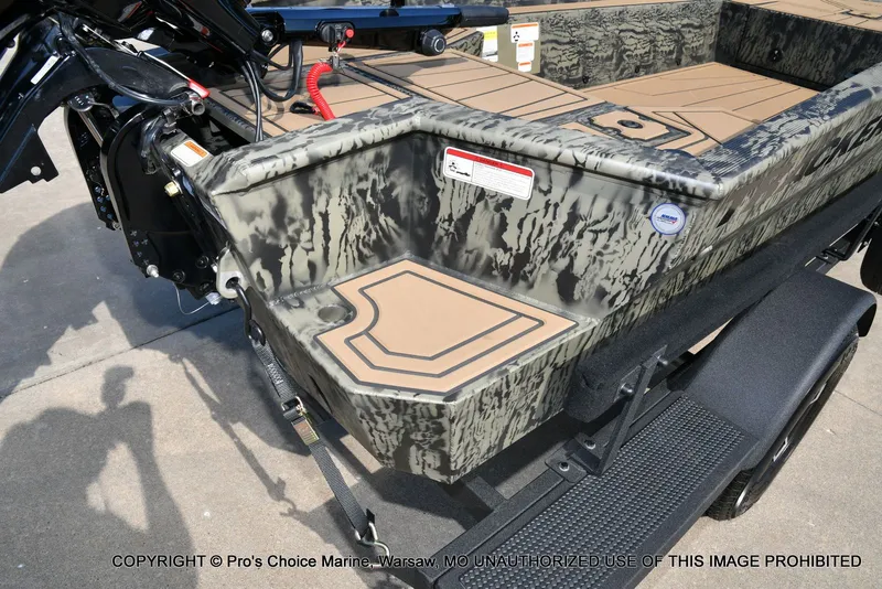 Slide: The Image of Tracker Grizzly 1650 T Prairie Wings Edition w/40HP Mercury Tiller 2026 - 7