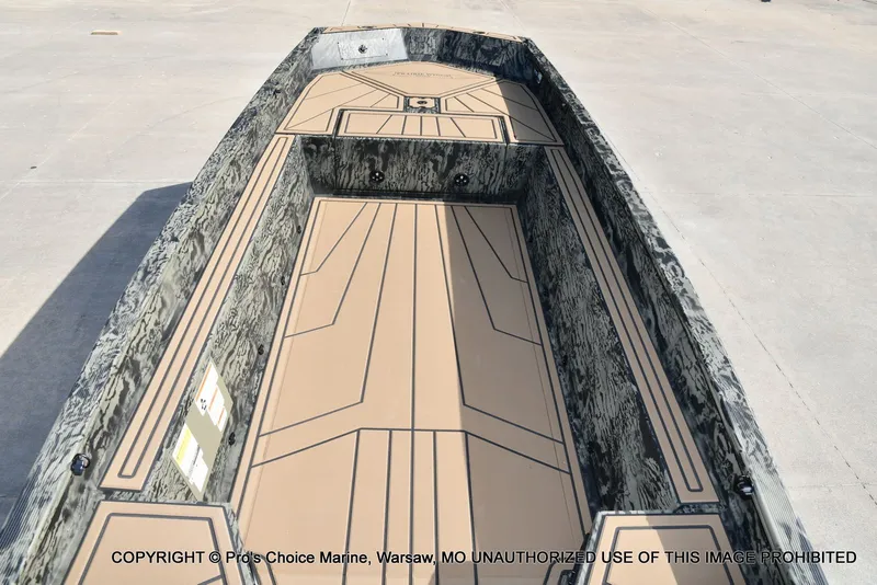 Slide: The Image of Tracker Grizzly 1650 T Prairie Wings Edition w/40HP Mercury Tiller 2026 - 8