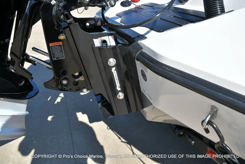 Slide: The Image of Ranger Z519R 2026 - 21