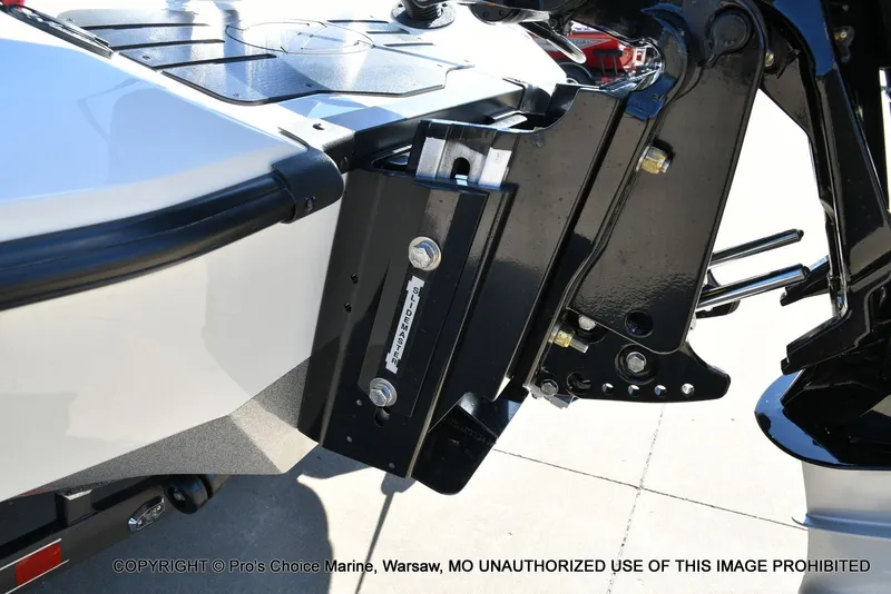 Slide: The Image of Ranger Z519R 2026 - 22