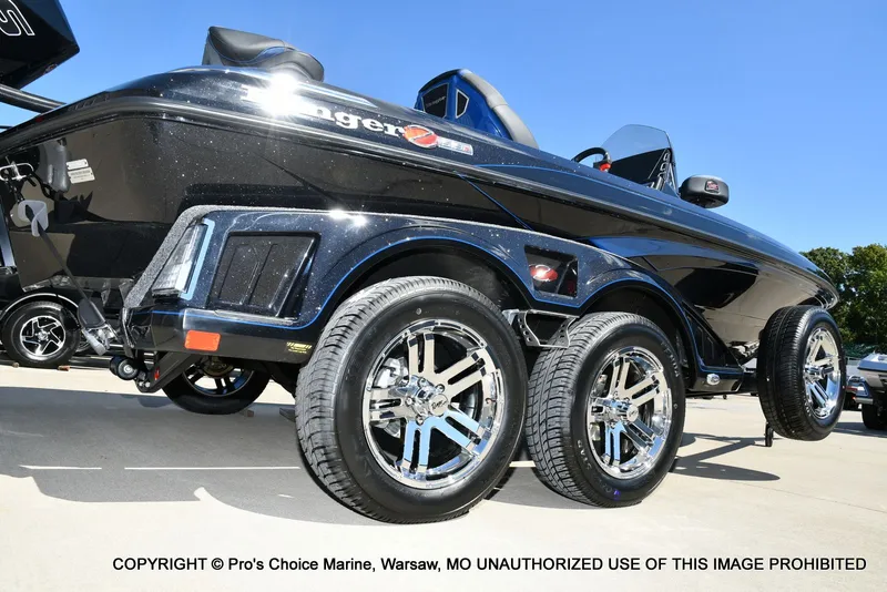 Slide: The Image of Ranger Z519R 2026 - 8