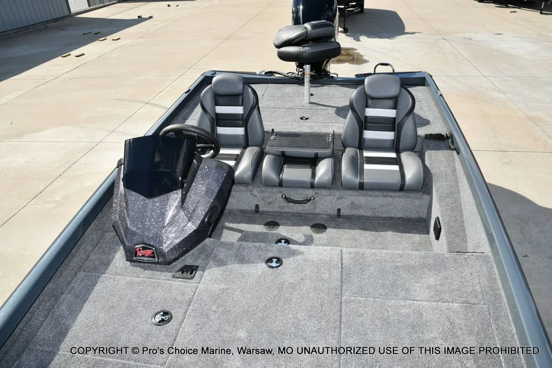 Slide: The Image of Ranger RT188P Garmin Livescope Cup Equipped 2026 - 15