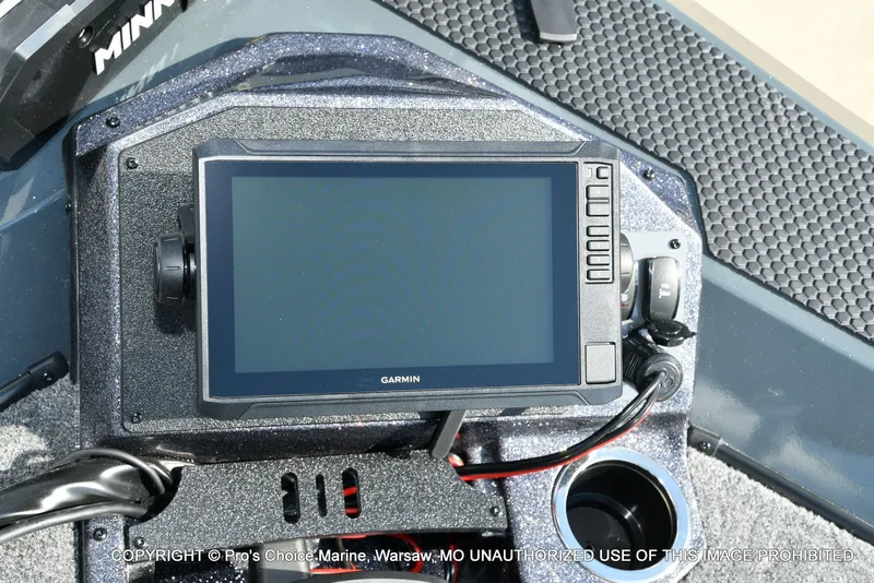 Slide: The Image of Ranger RT188P Garmin Livescope Cup Equipped 2026 - 6