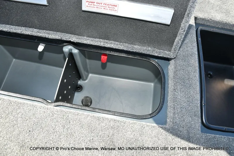 Slide: The Image of Ranger RT188P Garmin Livescope Cup Equipped 2026 - 67