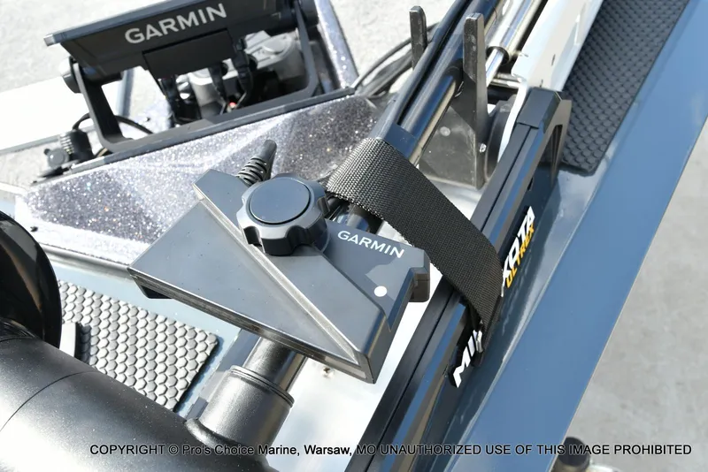 Slide: The Image of Ranger RT188P Garmin Livescope Cup Equipped 2026 - 7